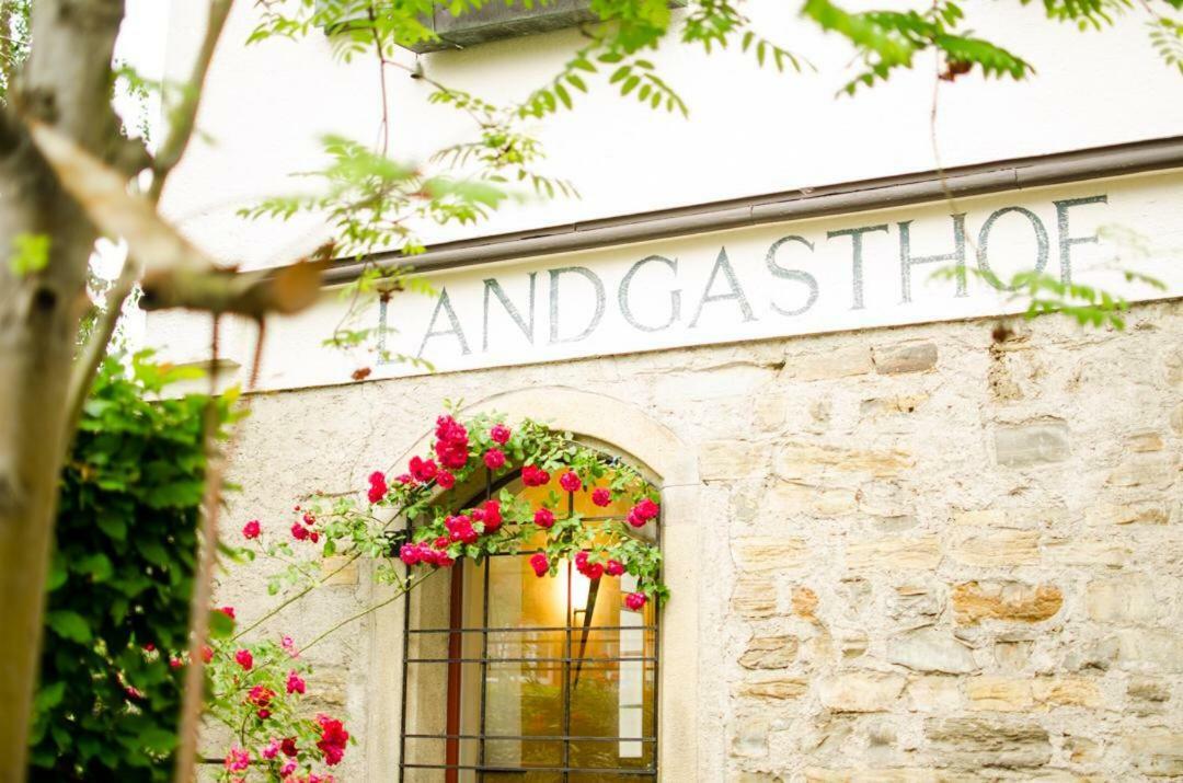 Landgasthof Am Koenigsweg Ohmden Exterior photo